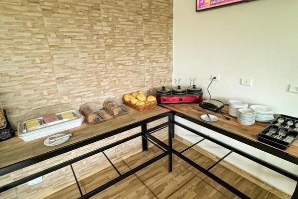Free daily buffet breakfast