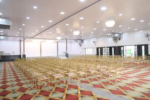 Pernikahan indoor