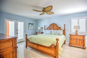 3 makuuhuonetta, silitysrauta/-lauta, ilmainen Wi-Fi, vuodevaatteet