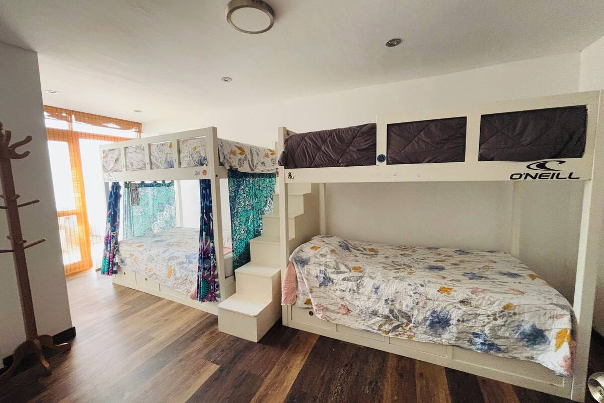 Comfort Quadruple Room, Pool View | Wi-fi percuma