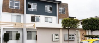 105 - Prague Apts 3 pax Consulate USA *Parking*