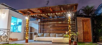 106 - Consulate USA *Parking* Prague Apts 3 pax