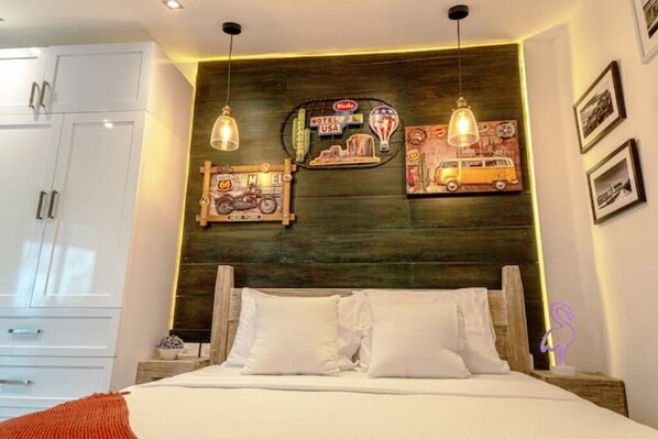 WiFi, bed sheets