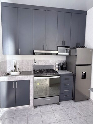 Micro-ondas, fogão, cooktop