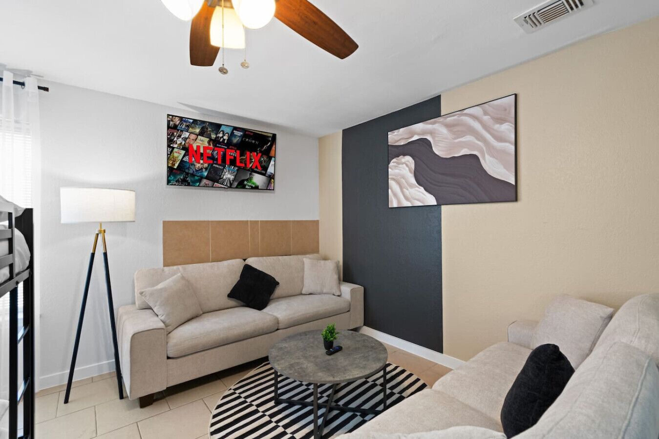 Fernseher, Stereoanlage