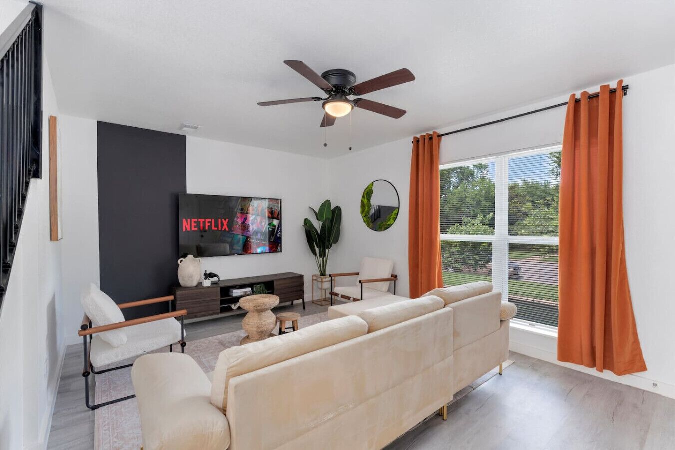 Fernseher, Stereoanlage