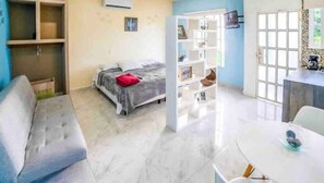 5 dormitorios, tabla de planchar con plancha, wifi y ropa de cama