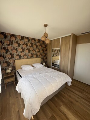 3 camere, ferro/asse da stiro, culla da viaggio, Wi-Fi gratuito