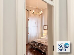 Double Room, Courtyard View - See The Sea B&B (Salerno)