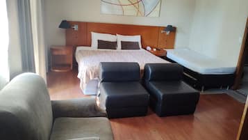 Standard Suite, City View | In-room safe, free WiFi