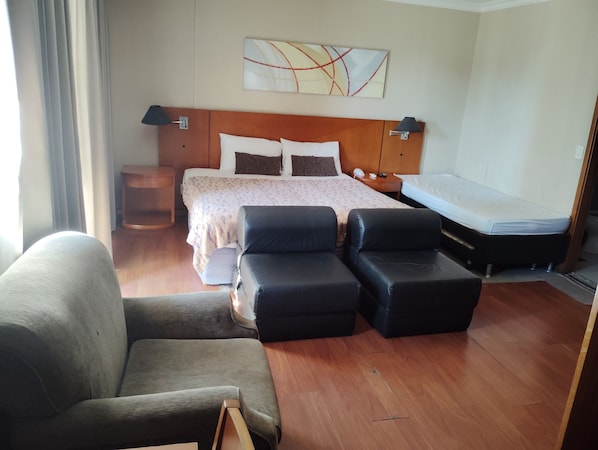 Standard Suite, City View | In-room safe, free WiFi