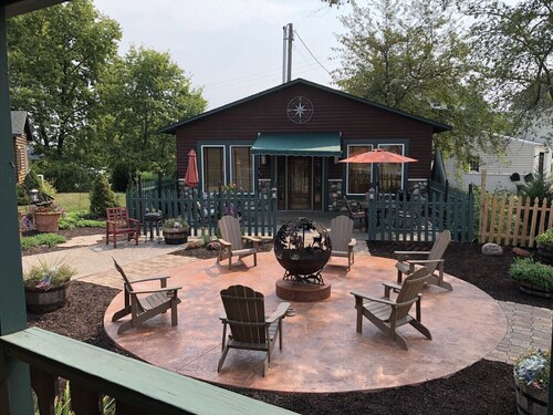 Cabin near Mississippi with Pickleball court - North Star