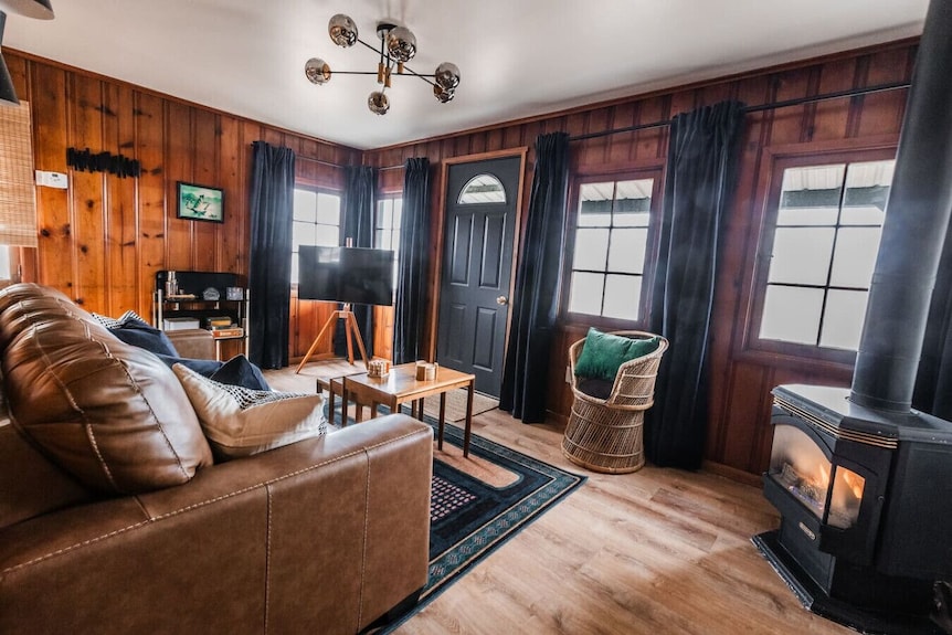Drifter Cabin|riverview+ Sauna+ Hot Tub+ Pickleball - Iowa