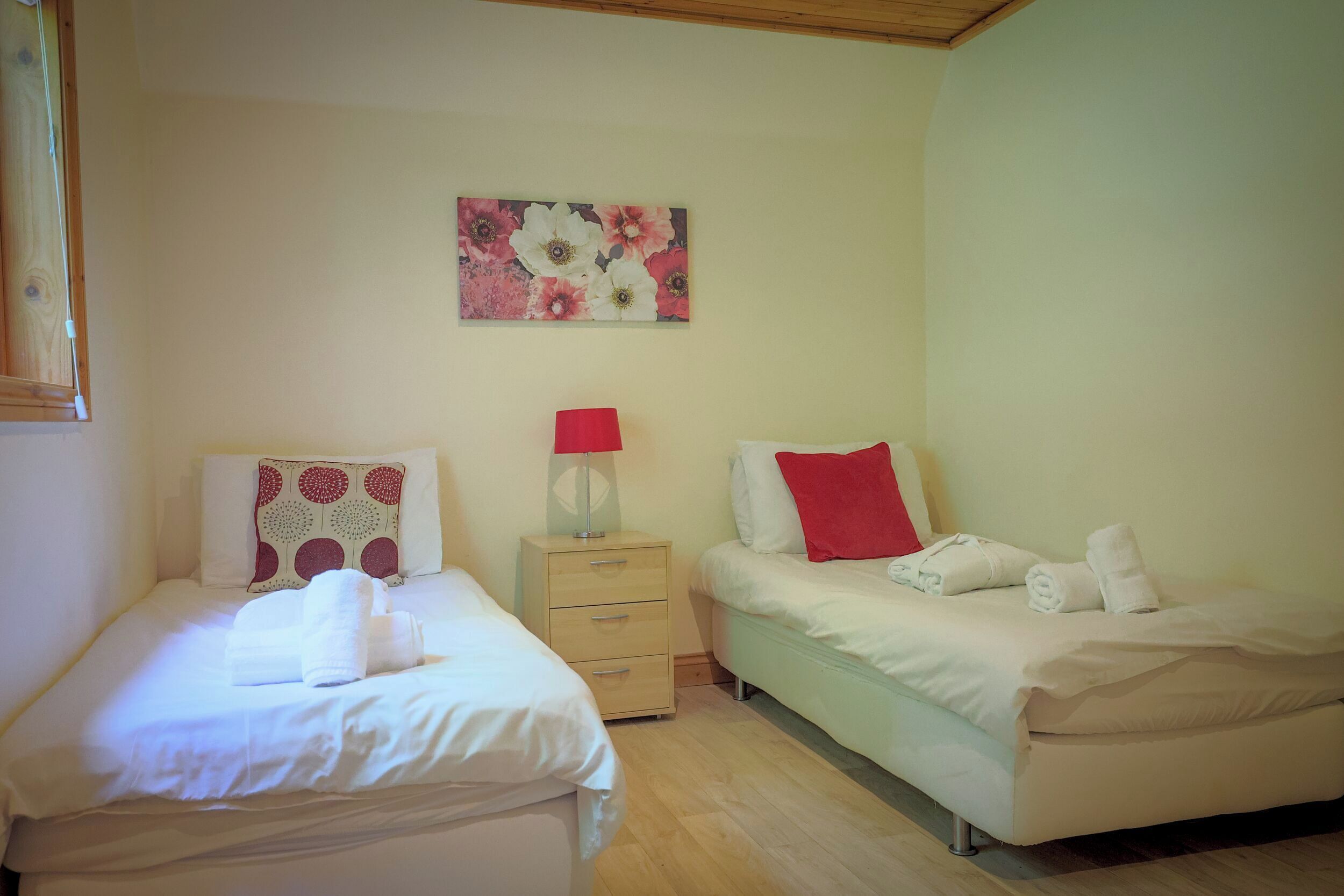 3 bedrooms, individually decorated, individually furnished, free WiFi