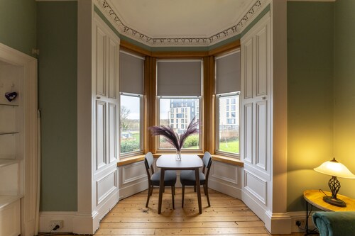 Ochil View -  an apartment that sleeps 4 guests  in 2 bedrooms