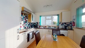 Fridge, microwave, oven