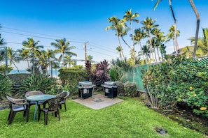 Condo, 1 Queen Bed with Sofa bed (Kona Alii 206) | Outdoor dining