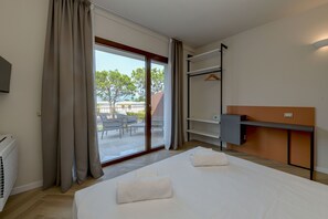 3 slaapkamers, een kluis op de kamer, een strijkplank/strijkijzer