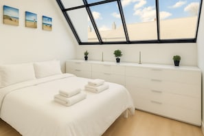 Apartamento superior | Ferros/tábuas de passar roupa, Wi-Fi de cortesia