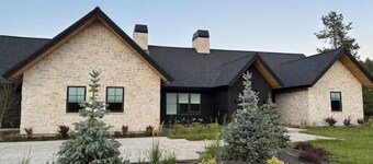 Luxury Meets McCall Adventure on the Payette River