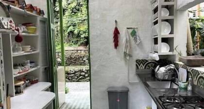Room for 2 people + desk l Palermo