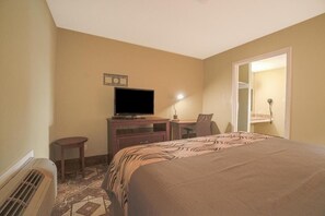 1 bedroom, iron/ironing board, free WiFi, bed sheets