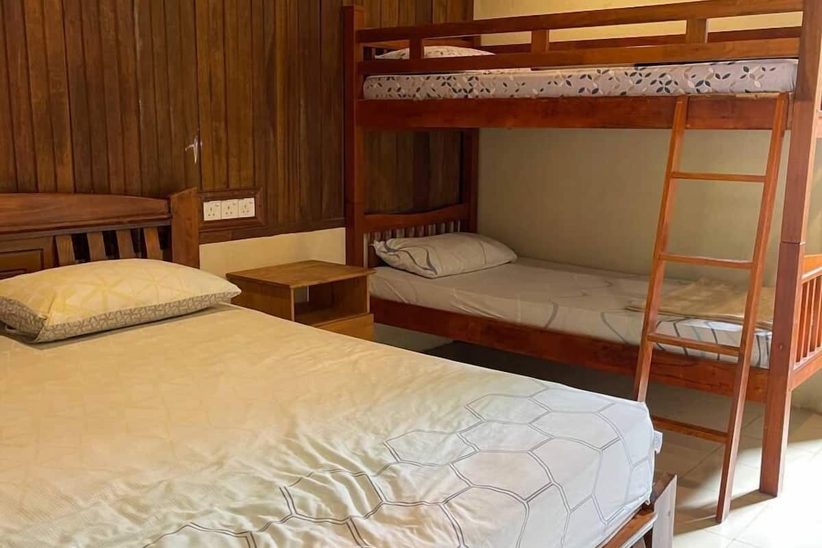 Kamar Keluarga, pemandangan kebun