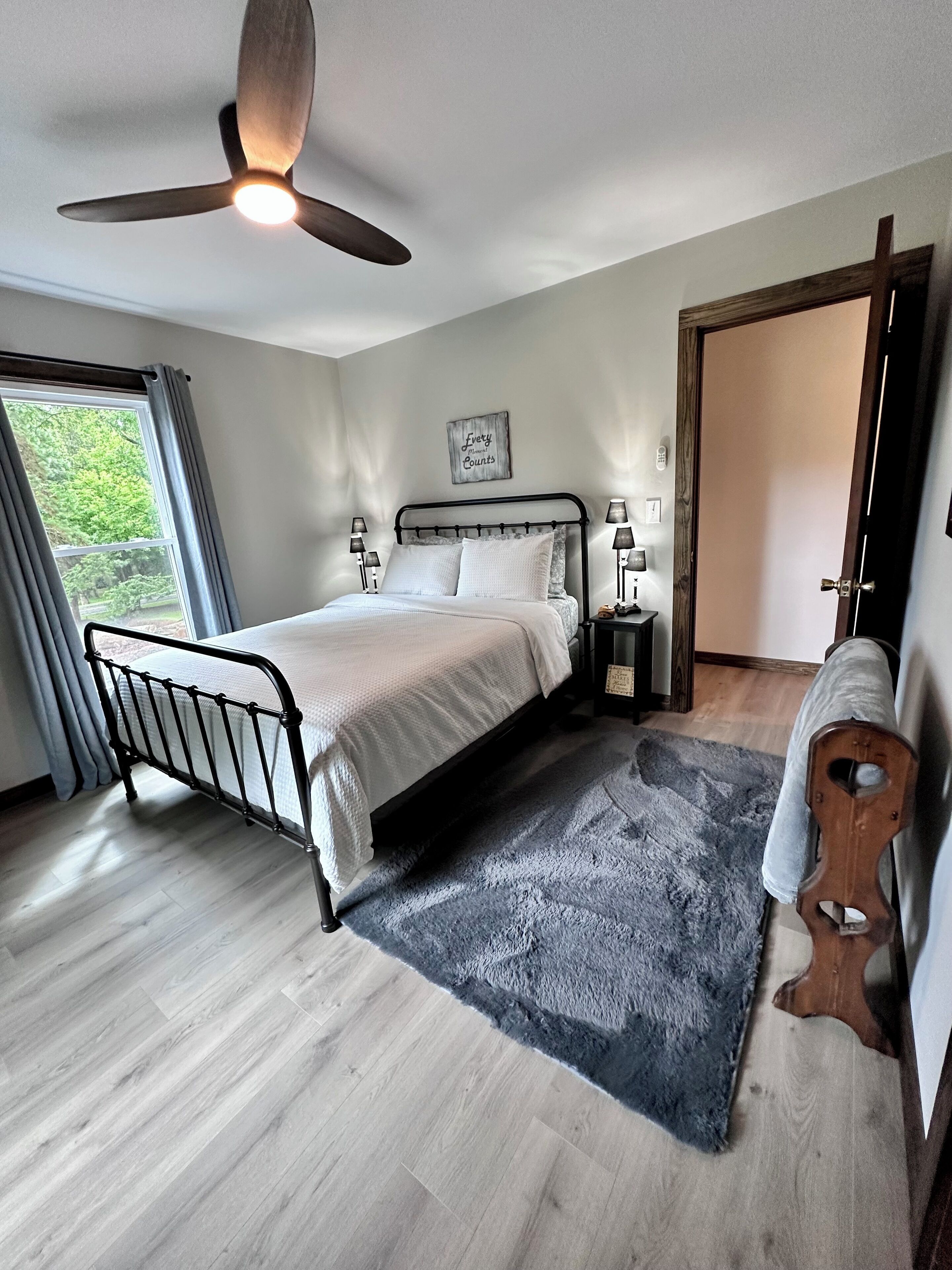 3 chambres, bureau, fer et planche à repasser, Wi-Fi gratuit