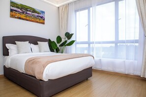 1 slaapkamer, een strijkplank/strijkijzer, wifi (toeslag), beddengoed