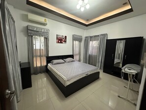 3 soverom, strykejern/-brett, wi-fi og sengetøy