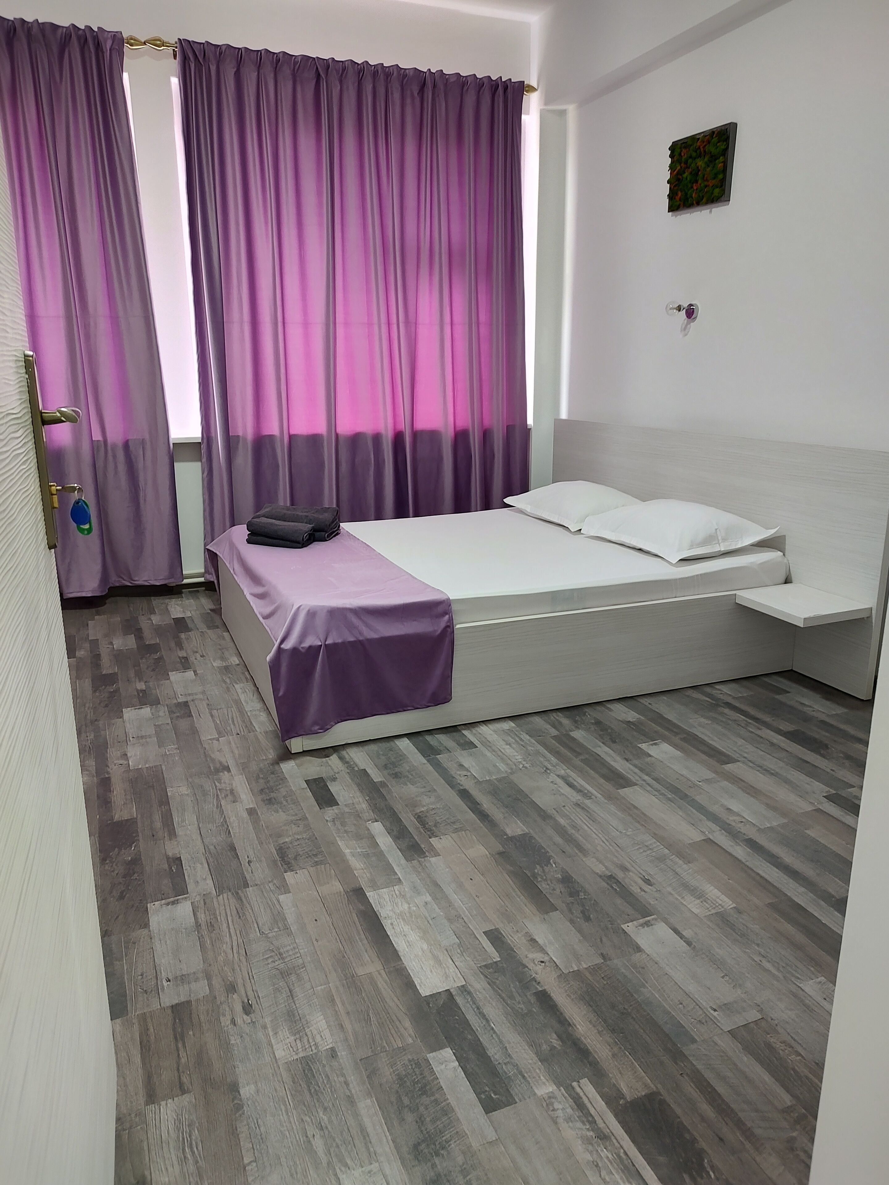 9 quartos, Wi-Fi, roupa de cama