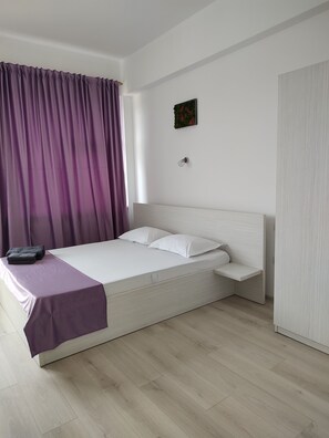 9 Schlafzimmer, WLAN, Bettwäsche