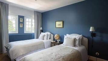 5 Schlafzimmer, Bügeleisen/Bügelbrett, WLAN, Bettwäsche