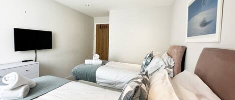 2 Schlafzimmer, Bügeleisen/Bügelbrett, Internetzugang