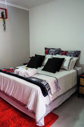 1 Schlafzimmer, Bügeleisen/Bügelbrett, kostenloses WLAN, Bettwäsche