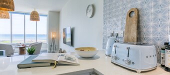 3 Beach Terrace - sleeps 12 guests in 6 bedrooms