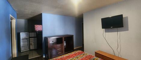 Desk, free WiFi, bed sheets