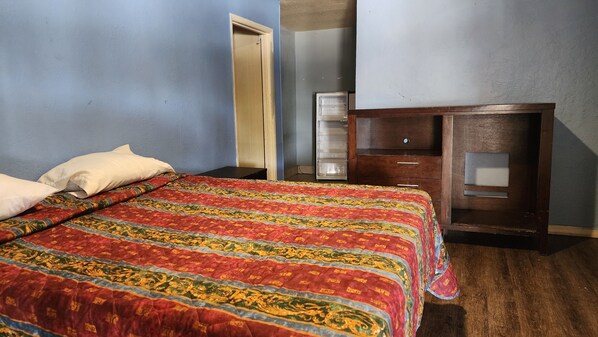 Desk, free WiFi, bed sheets