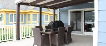 Lakefront Haven • Private Beach • Dock • Fire Pit • Game Room • Boat Rental