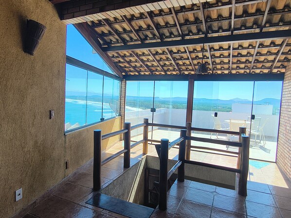 Interior - House with beautiful sea view, 5 minutes from the beach and trails of Barra de Guaratiba (Barra de Guaratiba Rio de Janeiro)