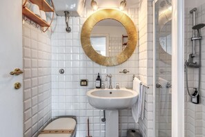 Haartrockner, Handtücher