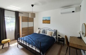 2 habitaciones, cuna de viaje y wifi gratis