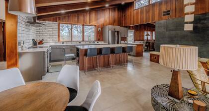 Mid-Century Haven with Private Lakes and Endless Views