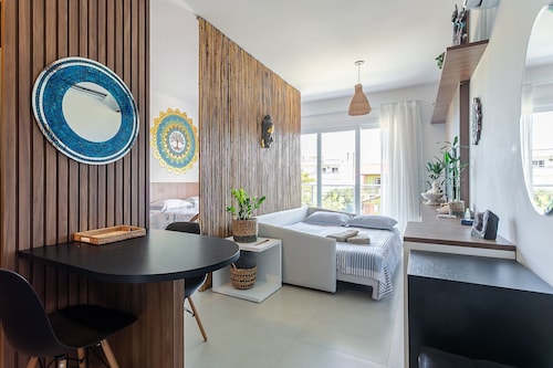 Seaside Condominium in Campeche-florianopolis SHR