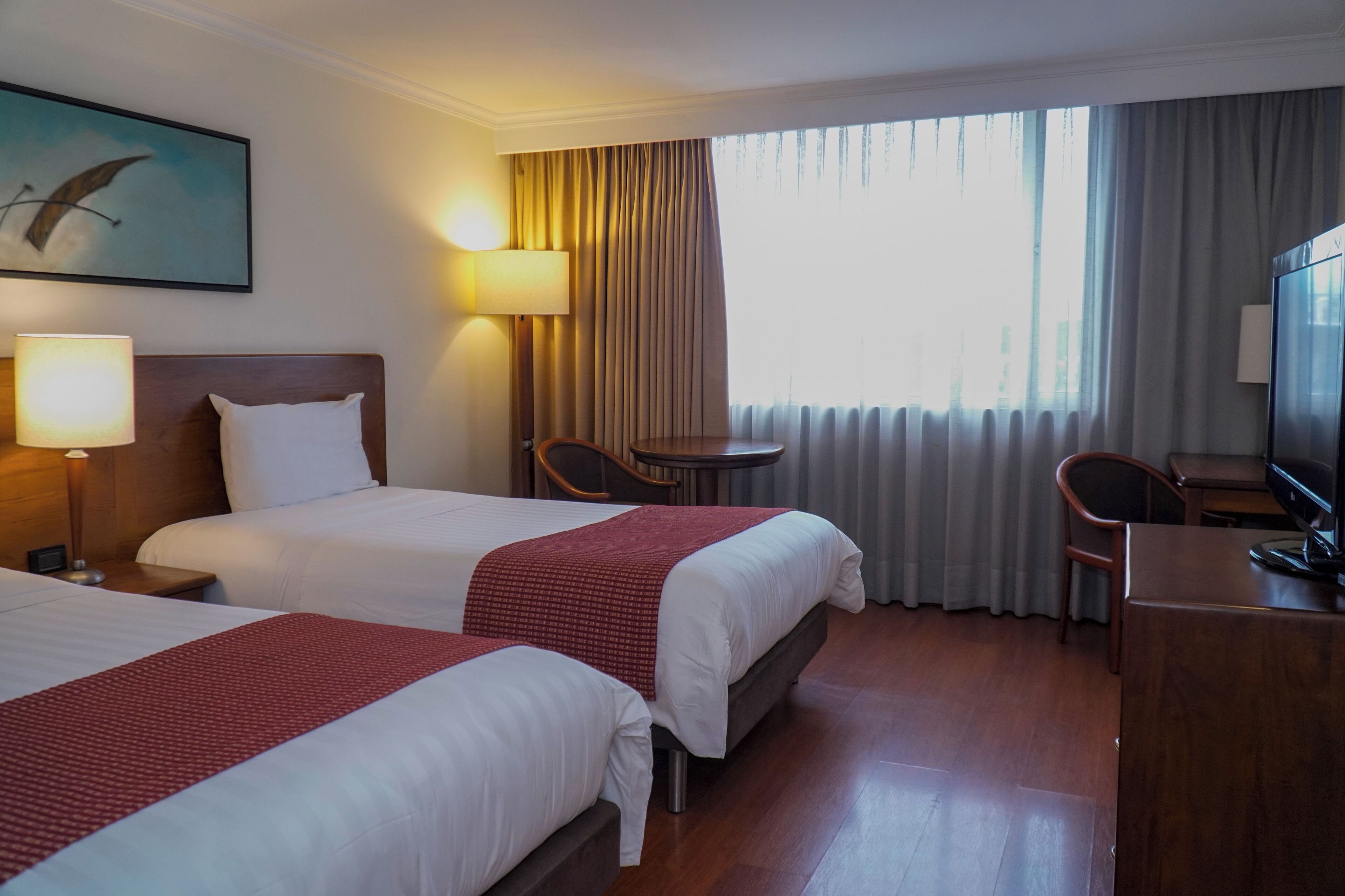 مكتب وواي فاي مجانًا