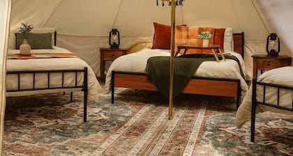 Private Stargazing Tent Maple Haven – Peaceful Glamping with Fire Pit & Open Skies