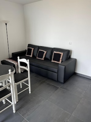 Living area - Madeira vacation home with beautiful sea views (Estreito da Calheta)