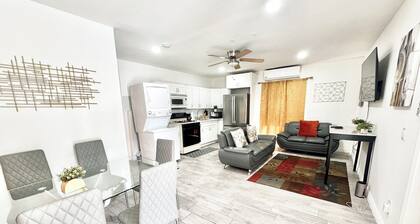 Exotic Home 2bedroom Campo Road