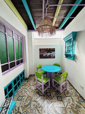 Living area - AQUI ME QUEDO here I stay (Bogota)