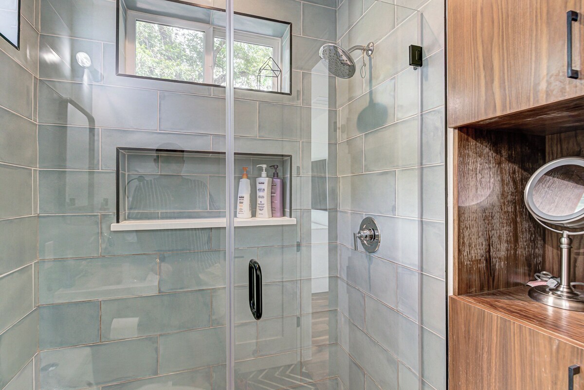 Photo 34 of NEW Listing ! East Austin Home W/Pool & Patio